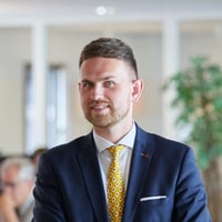 Daniel - Profile Pic new 1